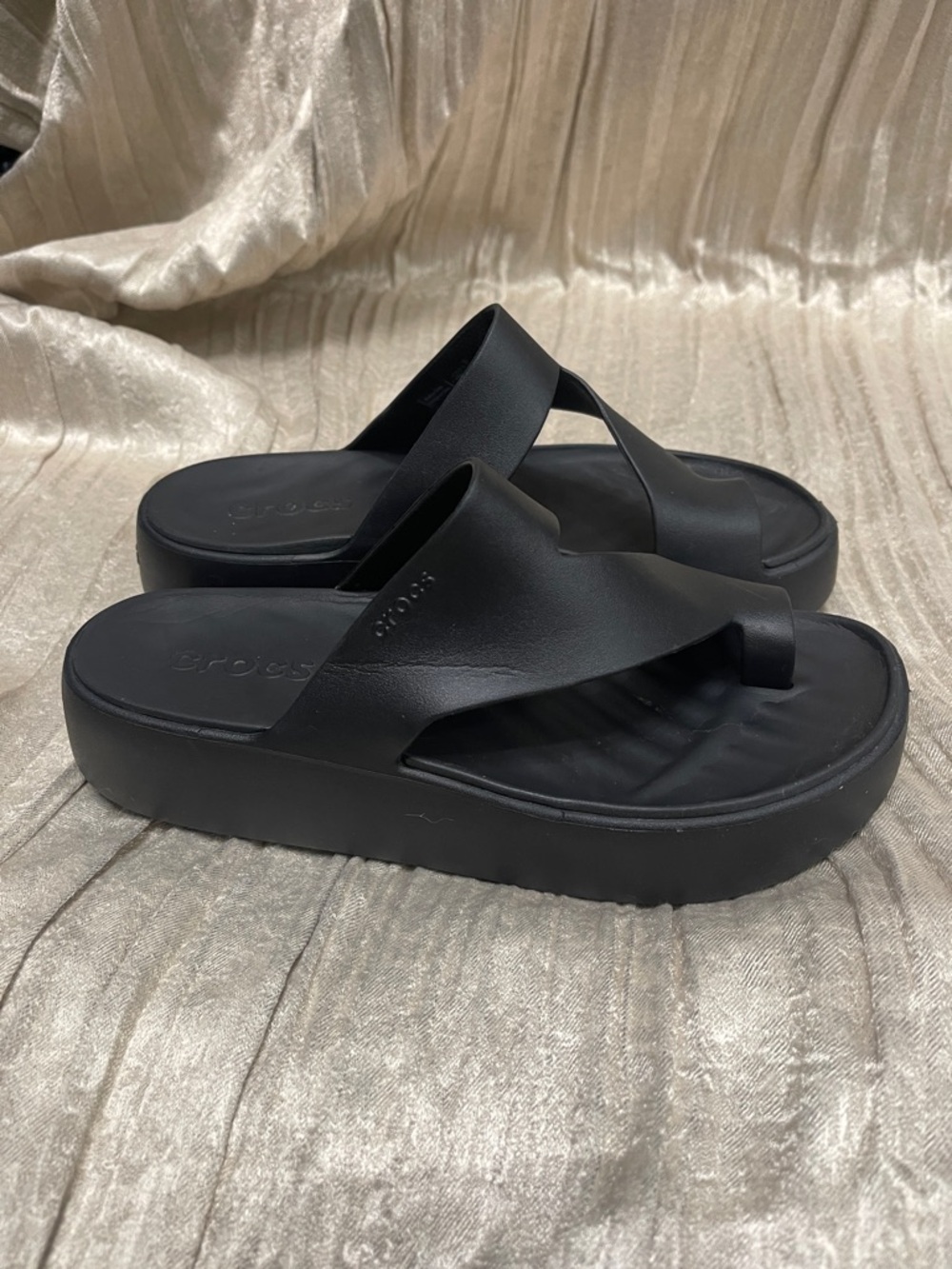 CROCS Black Platform Toe-Post Sandals
